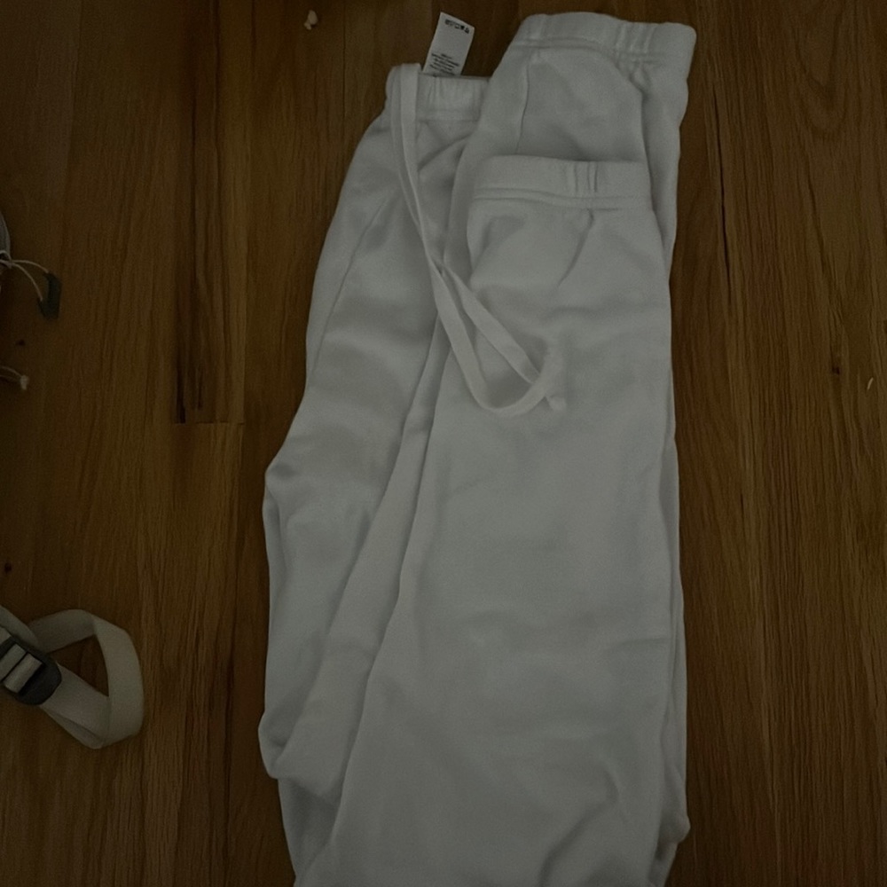 White joggers